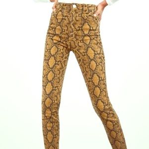 NWT Zara High Rise Snake print Skinny Jeans